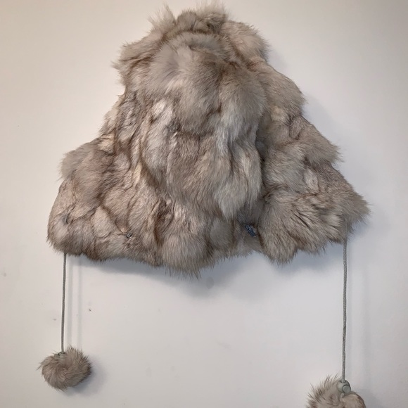 Waist length Fur Coat - Picture 6 of 8